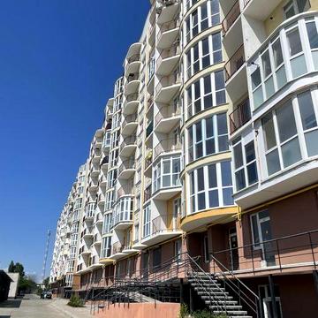 Продам 1 комнатную  в новом доме