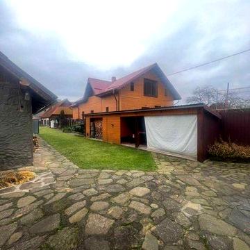 Продаж будинку в с. Крушельниця з великою ділянкою