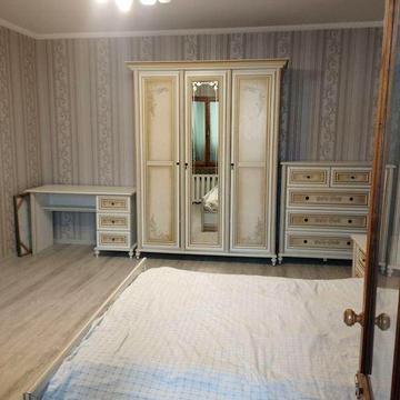 Пос.Котовского Срочно продаю 3 хкомн. квартиру с кап.ремонтом С. Палия