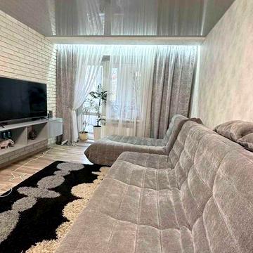 Продам 3-к квартиру в кирпичной высотке на Савкина, Красный Камень