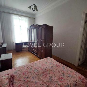 2К Тарасівська 38 64м Університет Парк Шевченка Ботсад Фоміна