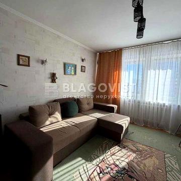 ЦЕНА!!! Найкраща пропозиція!4- квартира ремонт вул Черчилля.ТЕРМІНОВО!