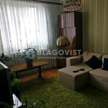 Продам 3-кімнатну квартиру на Іоанна Павла ІІ!