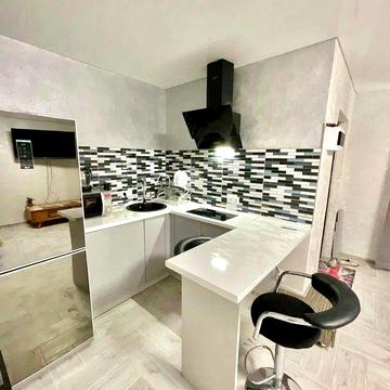 D1M Продам 1 кімн. квартиру з сучасним ремонтом, вул. Ферганська