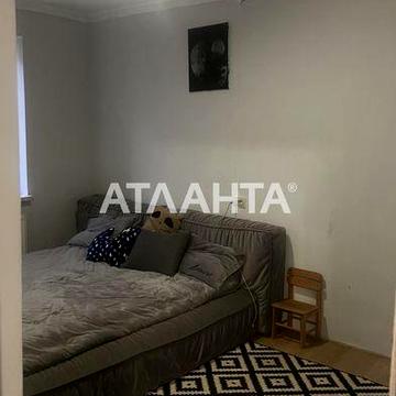 Затишна трьох кімнатна квартира