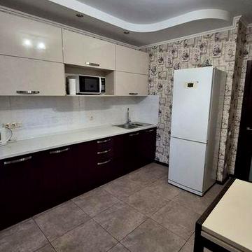 1-к.квартира ЖК"Паркові Озера"Вул.Воскресенська 16-В.Метро"Дарниця"