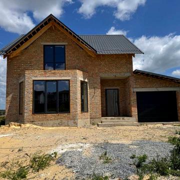 Будинок 160 м2 з гаражем поруч Райського саду