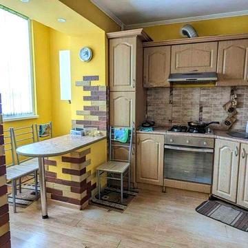 Чудова 3 кімнатна квартира з І/О