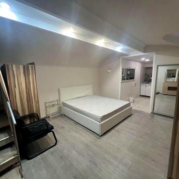 Оренда цокольної квартири Катерининська, Оперний театр (від Власника)