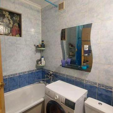 Продаж 2к квартири центр Жаботинського Інтурист Україна