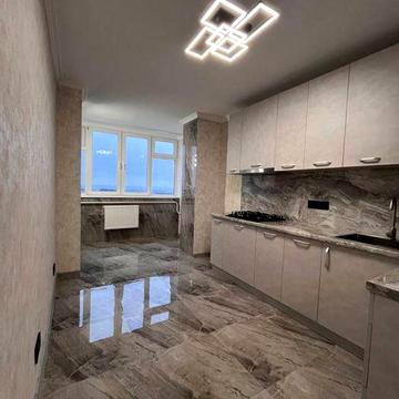 Продаж квартири з гарним ремонтом ЖК Комунбуд