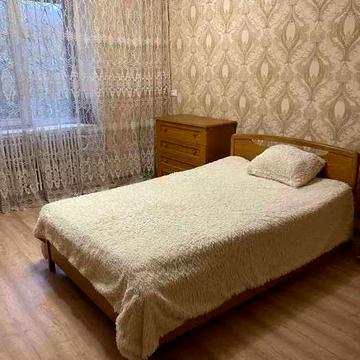 Продам 1 к. квартиру Броненосца Потемкин метро Защитников Украины