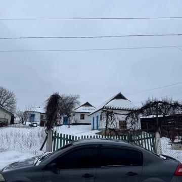 Будинок 37,60 кв.м. та земельна ділянка 47 соток