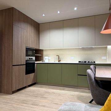 Здається вперше: 1 кім. кв.  47 м., вул. Щирецька