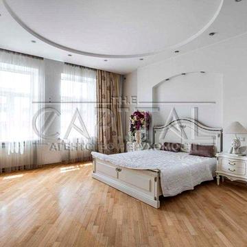 ОРЕНДА 4-х кімнатна квартира вул. Шовковична, 32/34