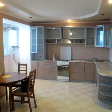 Здаю 2-х к.кв -Студіо по М. Підгірянки (Центр) Новобудова. Євроремонт