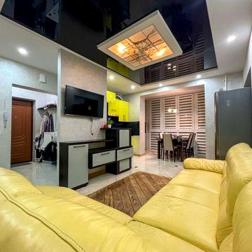 Простора 3-кімнатна квартира з терасами у старому центрі Львова