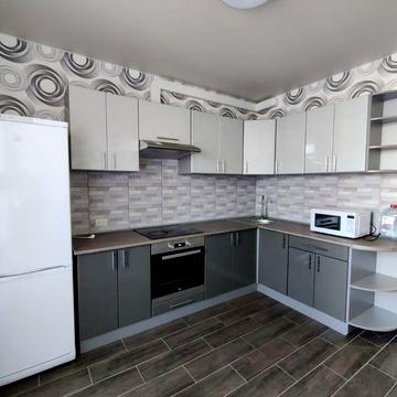 Вацлава Гавела бульв. (Івана Лепсе), 28