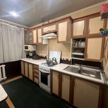 Олега Антонова вул., 5