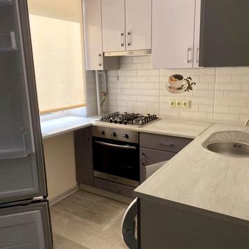 Продається 3-к квартира ХБК, Миру, 2пов.