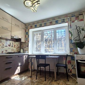 Троїцька вул., 8а