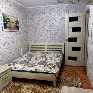 2, Виставка, середній поверх, НОВИНКА -ТЕЛЕФОНУЙ