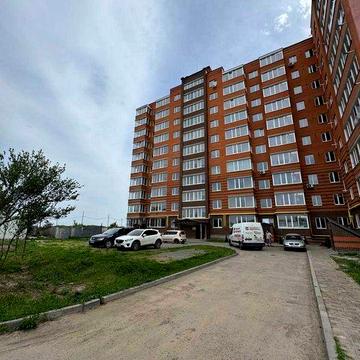 Продаж 1-кімнатної в новому, зданому будинку. Стіни цегла.