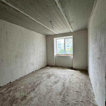 Продаж 1-кімнатної в новому, зданому будинку. Стіни цегла.