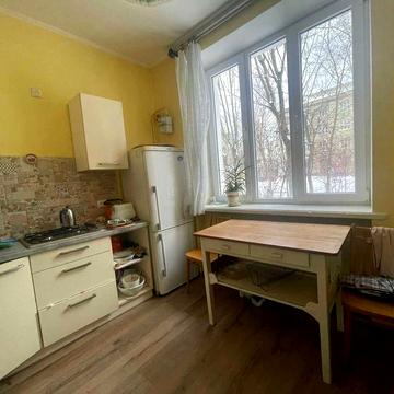 Продаж 2-кімнатної квартири, вул. Словянська