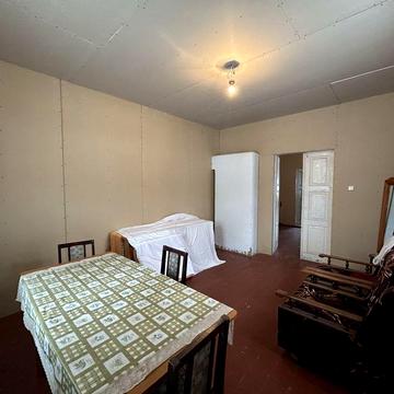 Частина  будинку в Бармаках