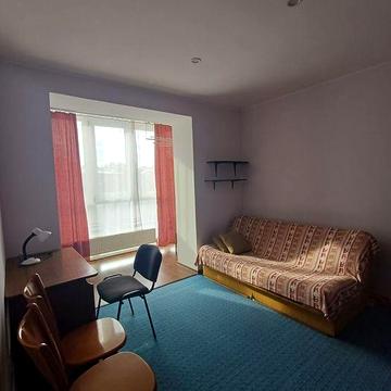 Здається в оренду 1 кім кв вул. Целевича.