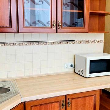 Довгострокова оренда 1к Квартира Нескорених (Героїв Праці) вулиця