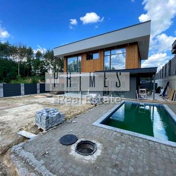 Продаж будинок 240м2 Ходосівка з ремонтом басейн