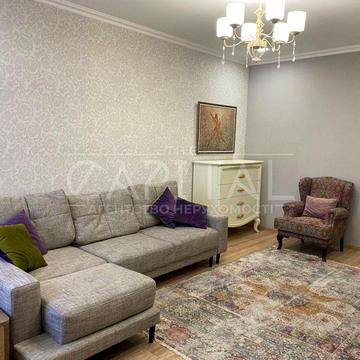 Оренда 2к квартири на 4 поверсі бульвар Лесі Українки, 7а.