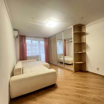 Продаж 3к Квартира Минайська вулиця