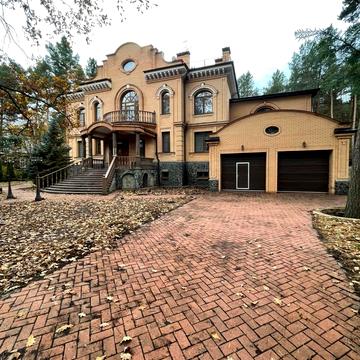 Володимирська вул.