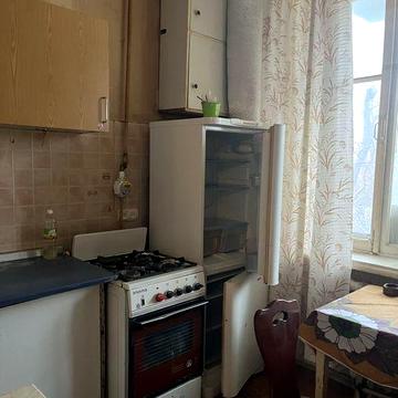 Оренда однокімнатноі сталінки метро Лукʼянівська