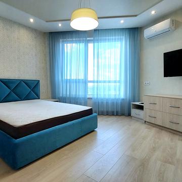 Зарічна вул., 1-В