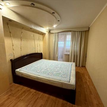 Продам 3к квартиру (чешка)пр.Слобожанський, цегляний буд. (Сертифікат)