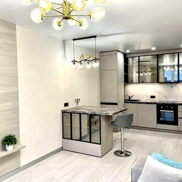 Джона Маккейна вул. (Івана Кудрі), 7