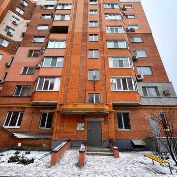 Однокімнатна квартира. Новий будинок. "ОЦЕВУМ - 5 школа" Центр.