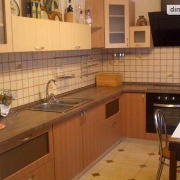 Довгострокова оренда 1к Дім Гостинна вулиця