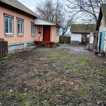 Будинок у селі Кузьки