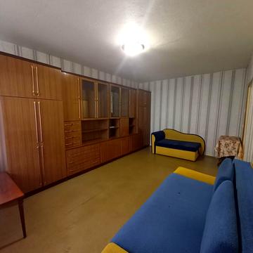 Леоніда Бикова бульв., 8