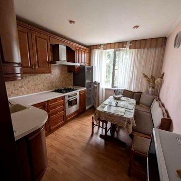 Квартира 4х комната ж/м Покровський