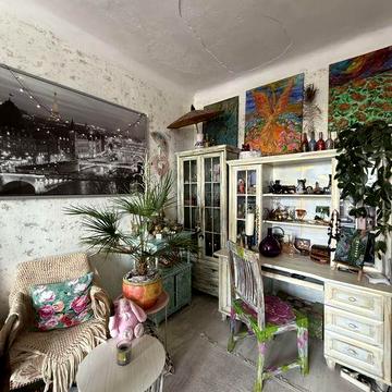 Продам квартиру.Кімнати окремі.Працюємо з Є відновленням