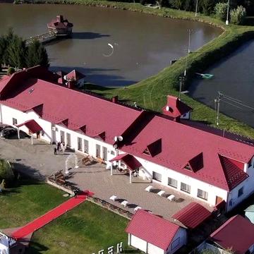 Свободи вул. (Олександра Пархоменка), 3