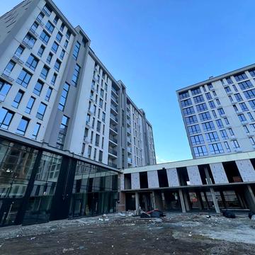 Надрічна вул., 3