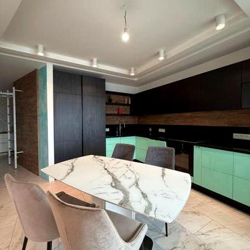 Нова дизайнерська 4-к квартира 150 м² вул. Є. Чавдар 13