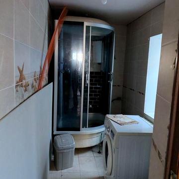 Не дорогой дом  в аренду, все вопросы по телефону.